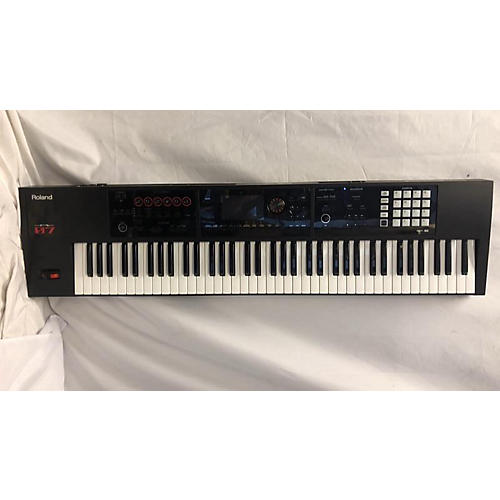 Roland FA07 Keyboard Workstation
