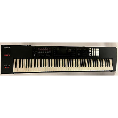 Roland FA08 Keyboard Workstation