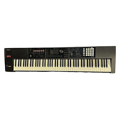 Roland FA08 Keyboard Workstation