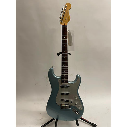 Fender FSR American Deluxe Stratocaster Solid Body Electric Guitar Ice Blue Metallic