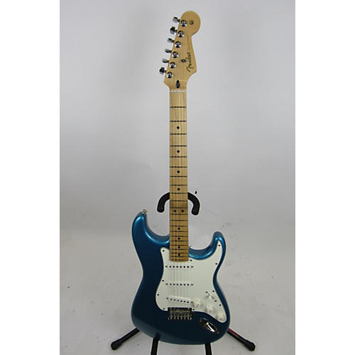 Fender FSR Standard Stratocaster Solid Body Electric Guitar Lake Placid Blue