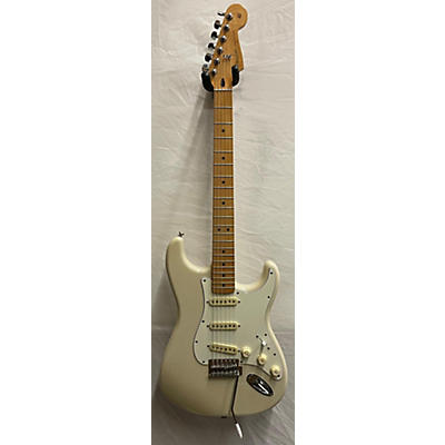 Fender FSR Standard Stratocaster Solid Body Electric Guitar