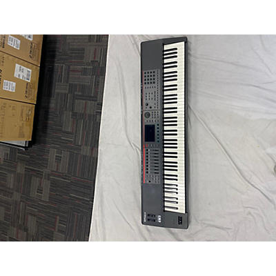 Roland Fantom 08 Keyboard Workstation