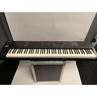 Roland Fantom 08 Keyboard Workstation