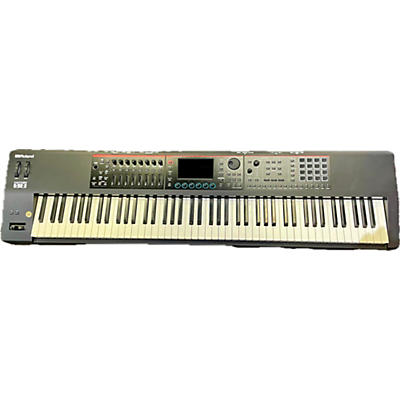 Roland Fantom 08 Keyboard Workstation