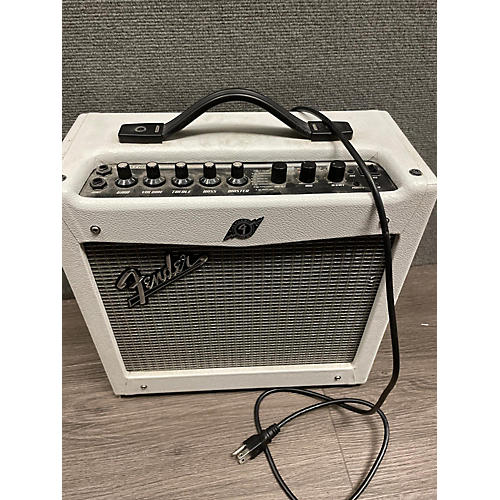 Fender Fender Mustang 1 V.2 70W Guitar Amplifier Guitar Combo Amp