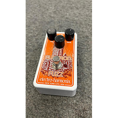 Electro-Harmonix Flatiron Fuzz Effect Pedal