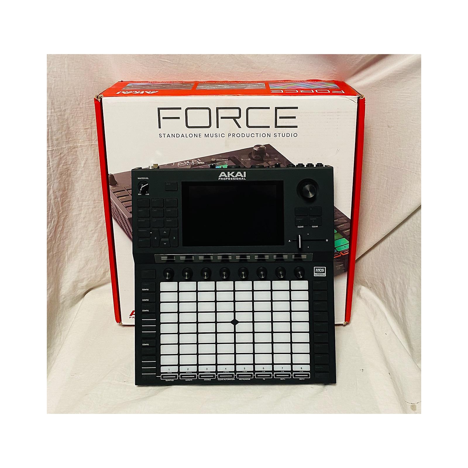 akai professional force music production system