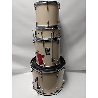 Pearl Forum Drum Kit