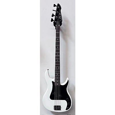 Peavey Fury Electric Bass Guitar