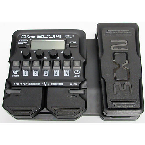 Zoom G1X FOUR Multi Effects Processor