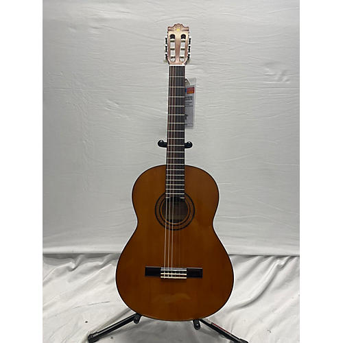 Yamaha G231 Classical Acoustic Guitar Natural