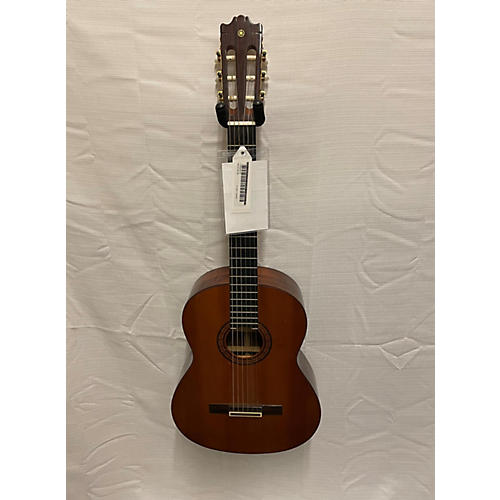 Yamaha G235 Classical Acoustic Guitar Natural