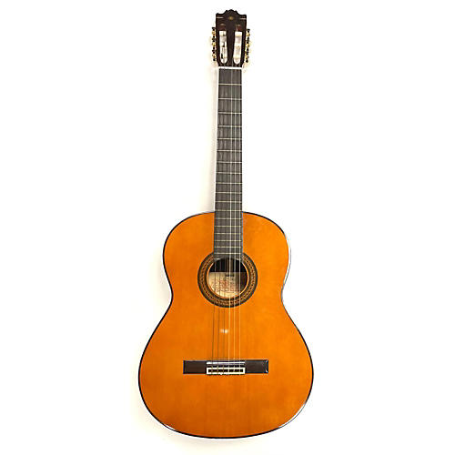 Yamaha G240 Classical Acoustic Guitar Natural