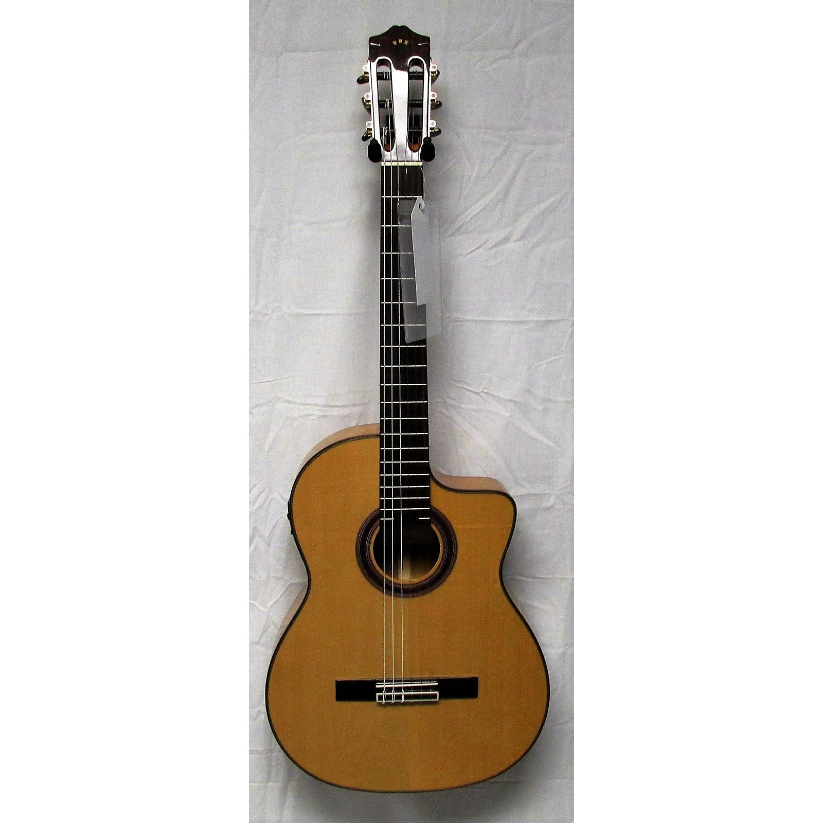 Used Cordoba GK Studio Classical Acoustic Guitar Natural Musician's Friend
