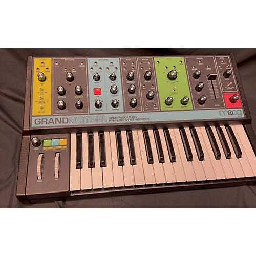 Moog GRANDMOTHER Synthesizer