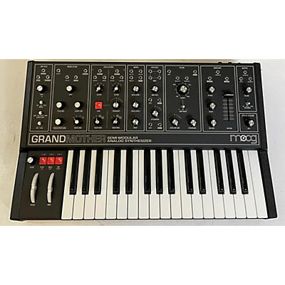 Moog Gramdmother Dark Synthesizer