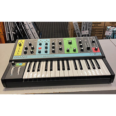 Moog Grandmother 32 Synthesizer