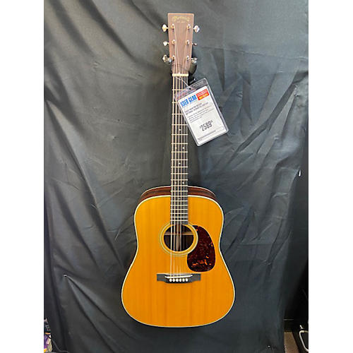 Martin HD28V Acoustic Guitar Natural