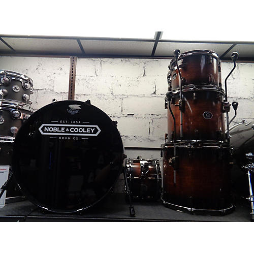 Noble & Cooley Horizon Drum Kit Honey Maple Burst