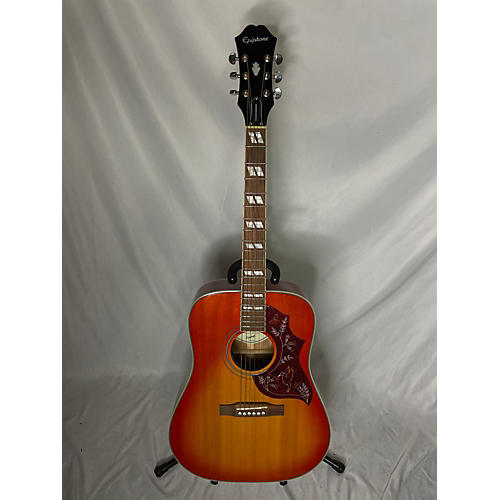 Epiphone Hummingbird Acoustic Guitar 2 Color Sunburst