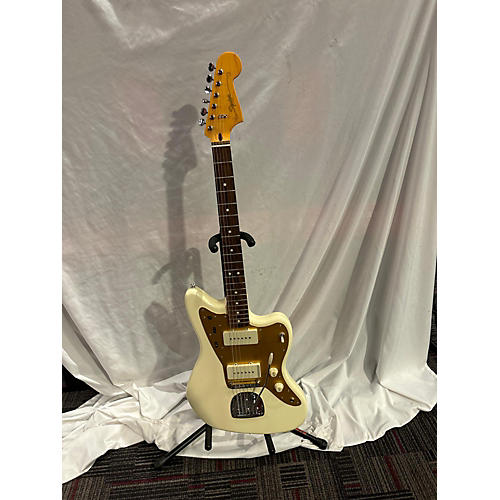 Squier J Mascis Jazzmaster Solid Body Electric Guitar Antique White