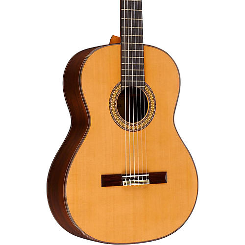 Classical & Nylon Guitars