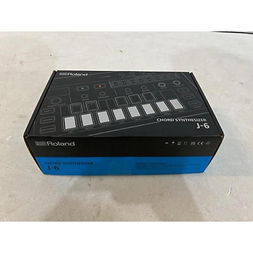 Roland J6 Chord Synthesizer Production Controller | Musician's Friend