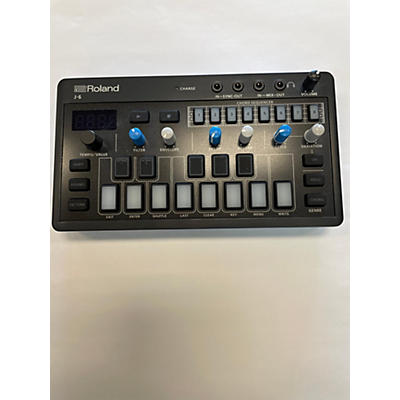 Roland J6 Synthesizer