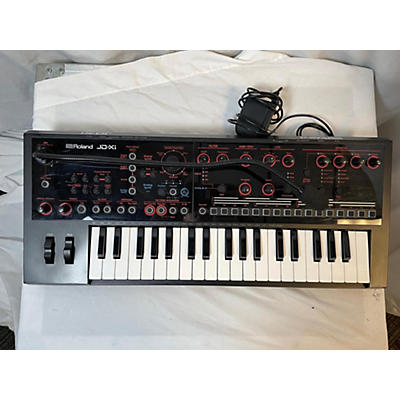 Roland JDXI Synthesizer