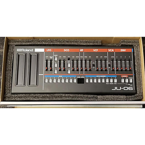 JU-06 Synthesizer