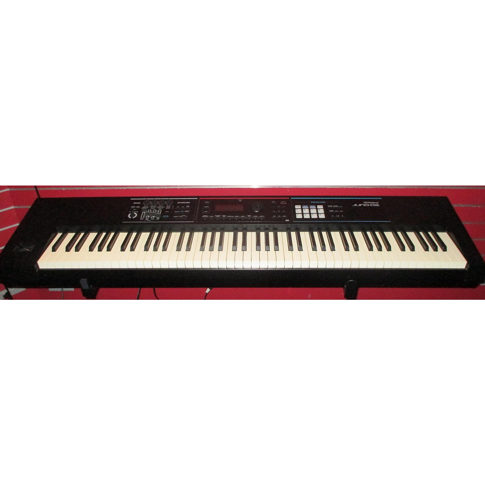 Roland Juno DS 88 Keyboard Workstation | Musician's Friend