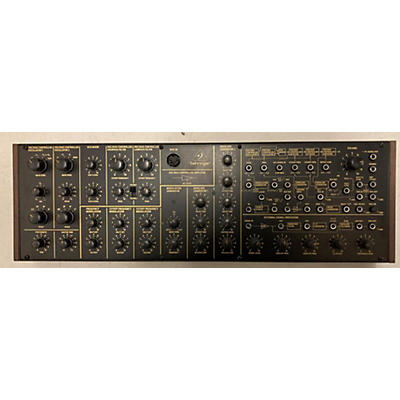 Behringer K-2 Synthesizer
