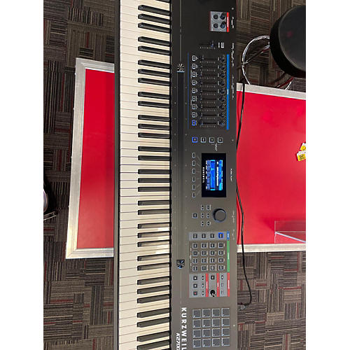 Kurzweil K2700 Keyboard Workstation