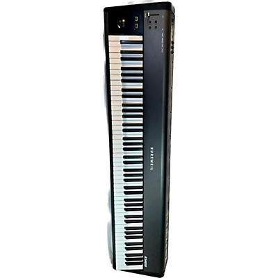 Kurzweil KM88 Keyboard Workstation