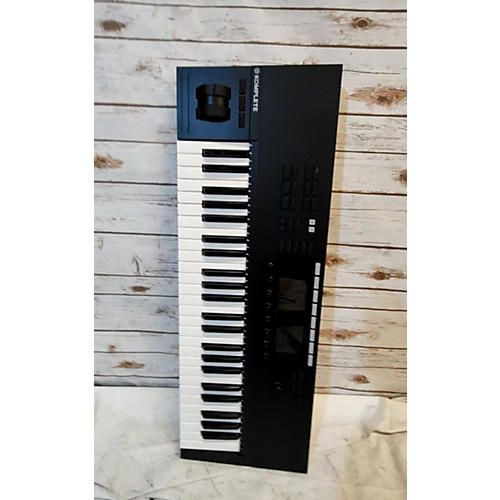 Native Instruments Komplete Kontrol S49 MK2 MIDI Controller