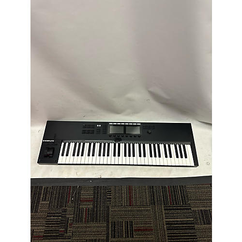 Native Instruments Komplete Kontrol S61 MK2 MIDI Controller