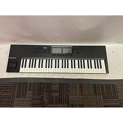 Native Instruments Komplete Kontrol S61 MK2 MIDI Controller