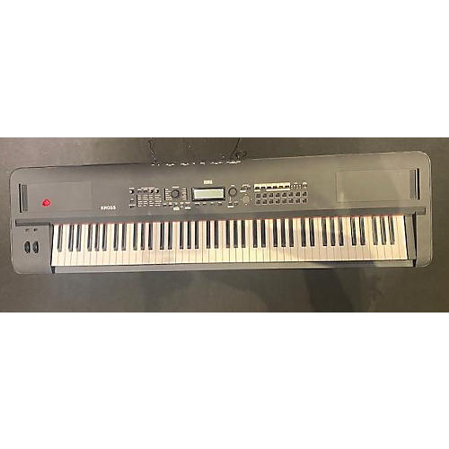 Korg Kross 2- 88 Key W/ DAMPER PEDAL Keyboard Workstation
