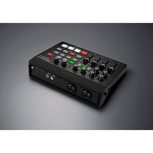 Roland VRC-01 AeroCaster iPad Livestreaming System | Musician's Friend