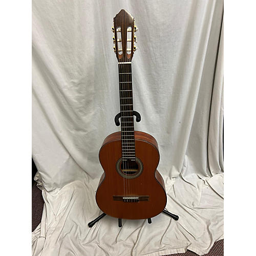 Lucero LC230S Classical Acoustic Guitar Worn Natural