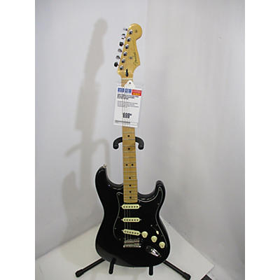 Fender LTD Player Strat Mn Blk Solid Body Electric Guitar