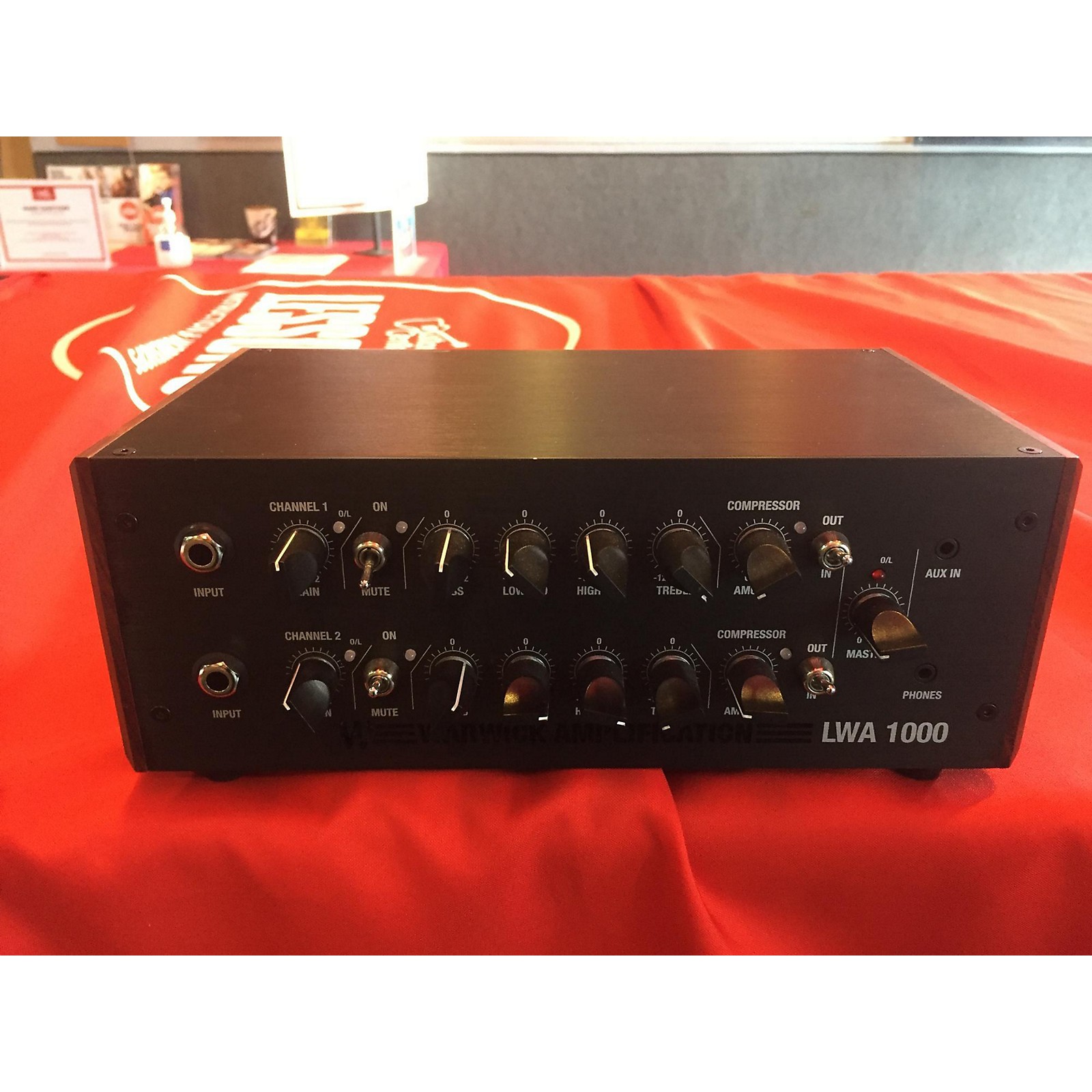 Used Warwick LWA 1000 Bass Amp Head Musician's Friend