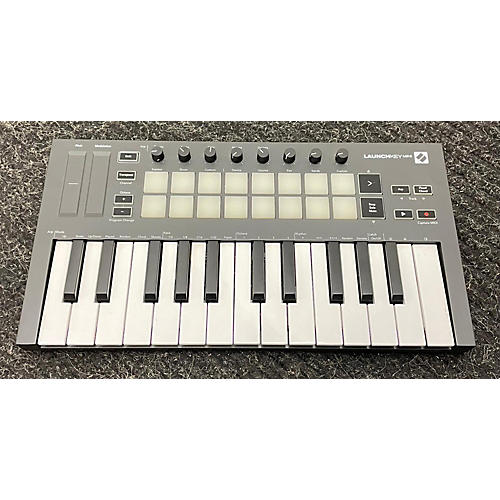 Novation Launchkey Mini MK3 MIDI Controller