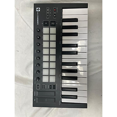 Novation Launchkey Mini MKII MIDI Controller