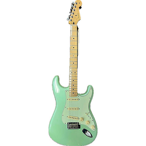 Fender Limited Edition Player Stratocaster Solid Body Electric Guitar Sea Foam Pearl
