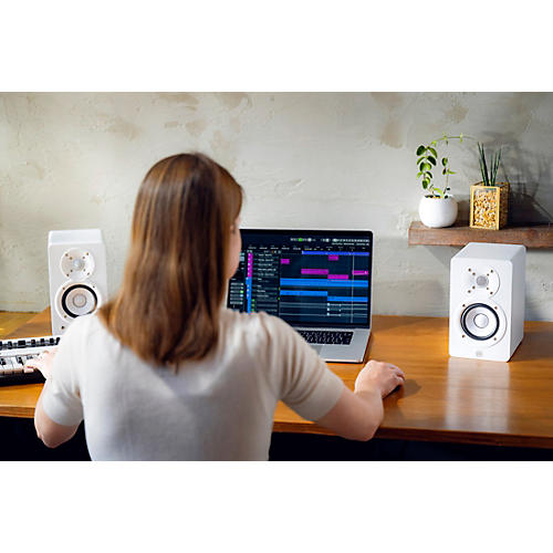 Yamaha HS4 Powered Studio Monitors (Pair), White Musician's
