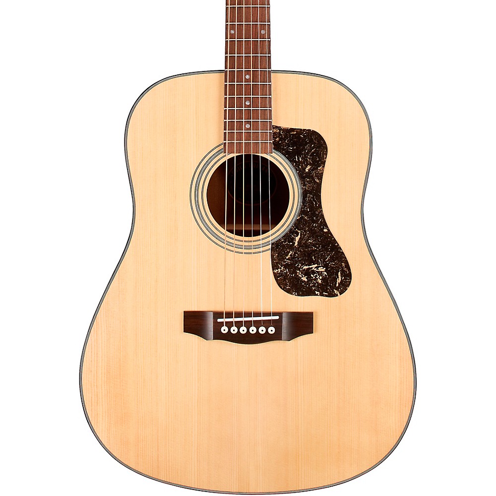 Guild OM-240E Orchestra Acoustic-Electric Guitar Natural
