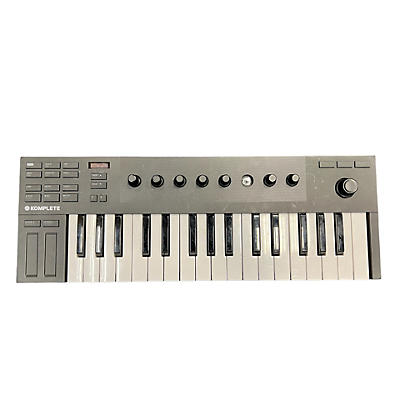 Native Instruments M32 MIDI Controller