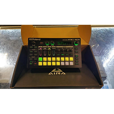 Roland MC-101 Groovebox DJ Controller